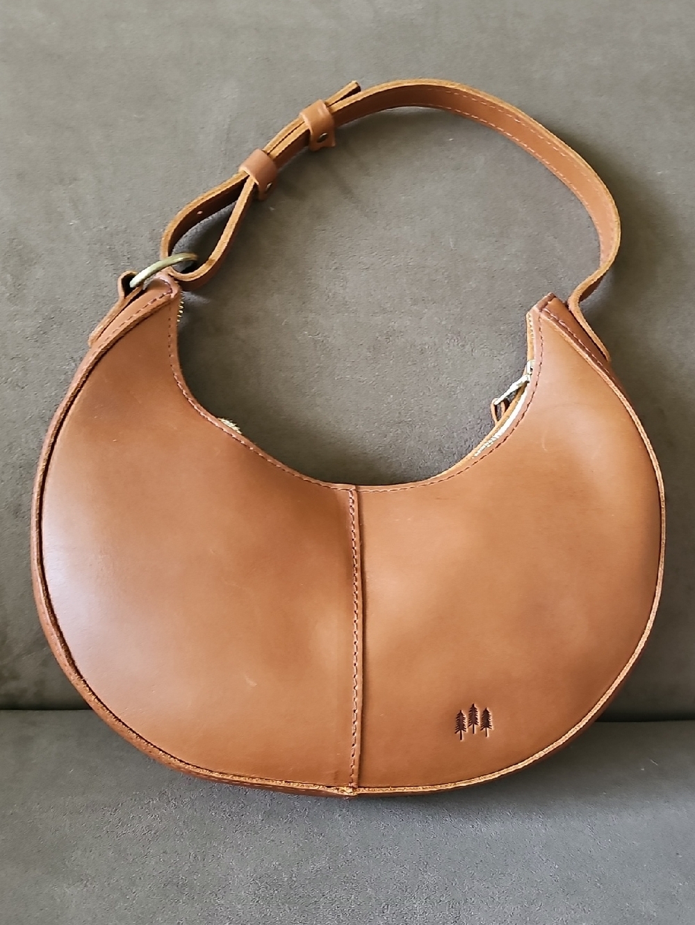 Portland Leather Goods Nora Shoulder Bag in the color Honey